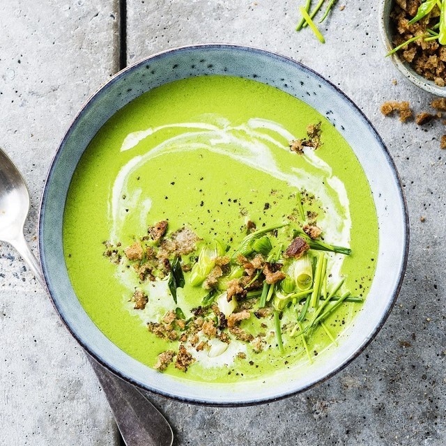 Classic Dishes: Soups from vegetable cuts Classic Dishes: Soups from vegetable cuts